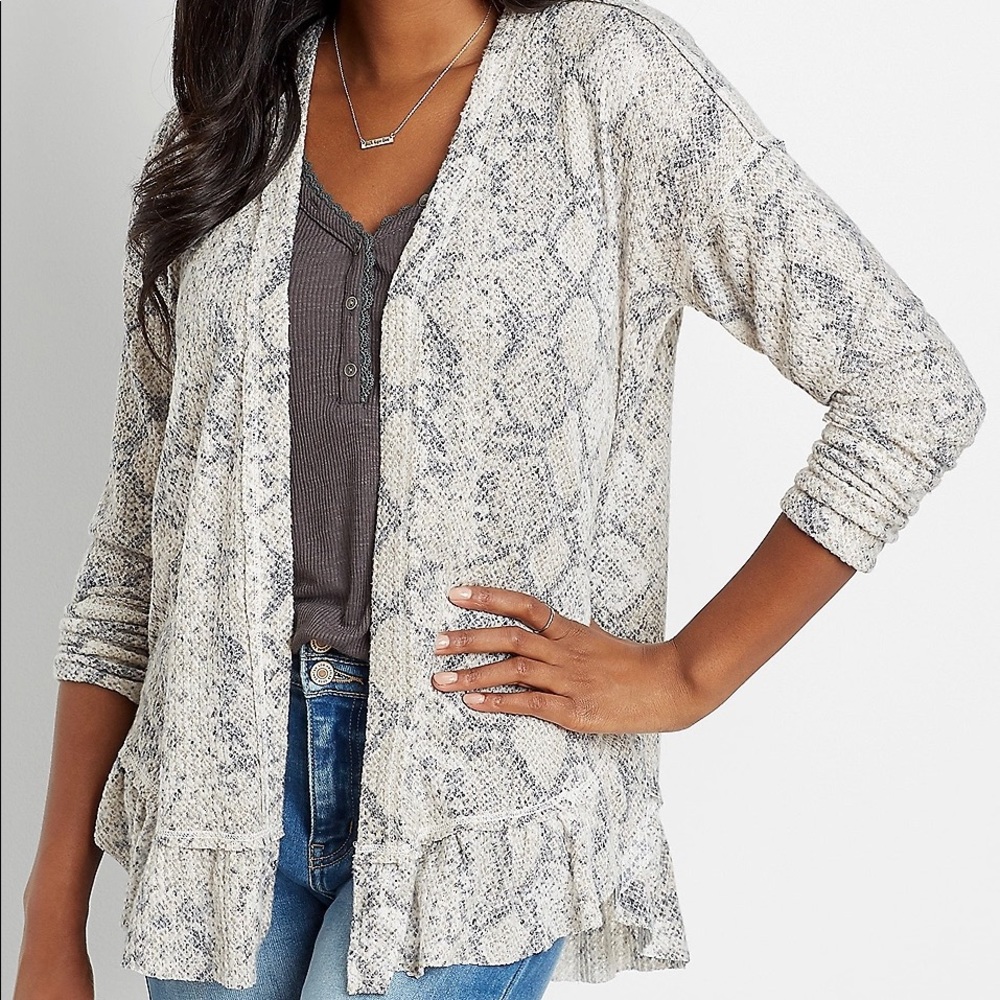 MAURICES Snakeskin Print Ruffle Hem Open Cardigan Sweater NWT